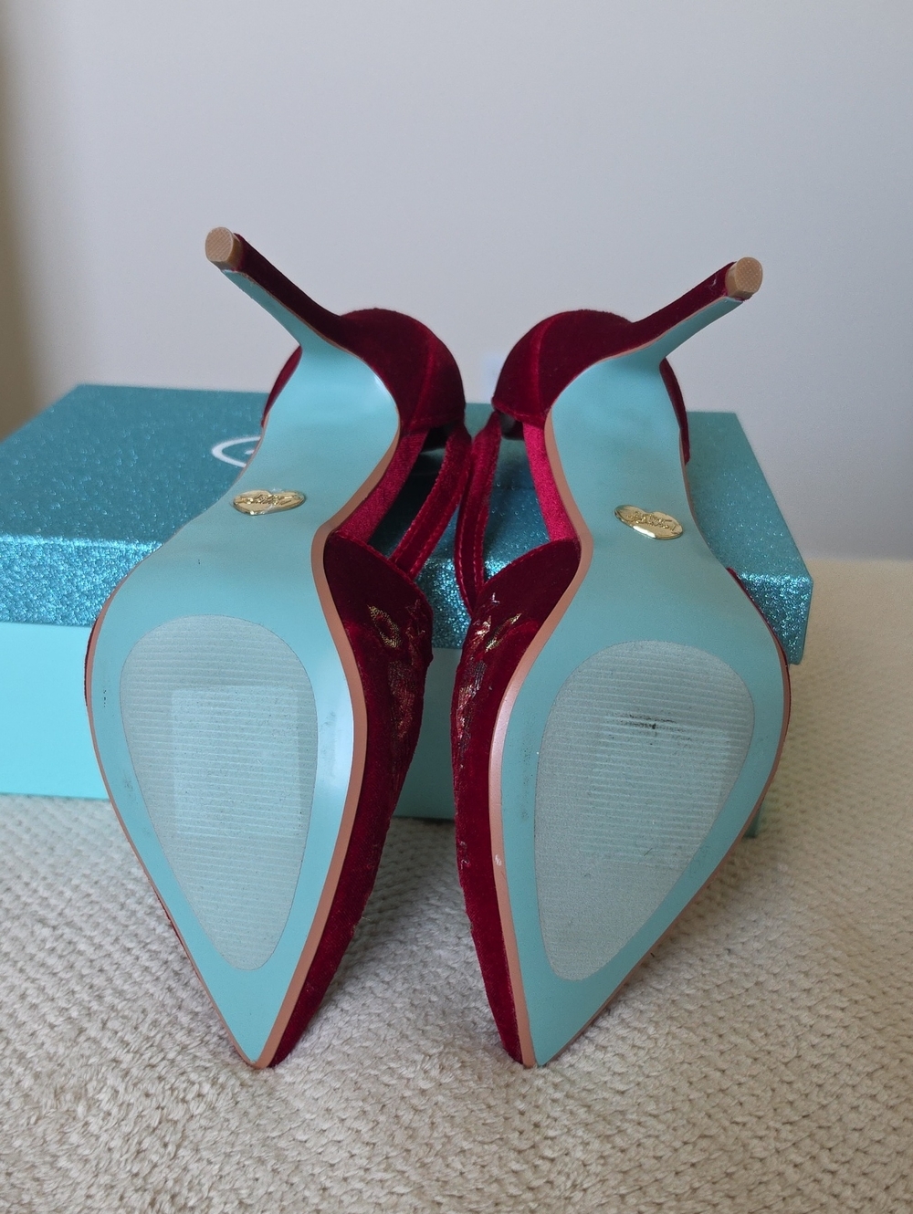 Betsey Johnson Skye Burgundy Red Velvet Heels Size 9.5 Red Wedding Heels - Picture 4 of 13
